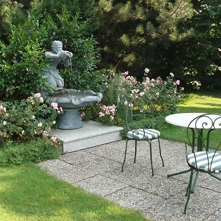 Weismann فندق 3*